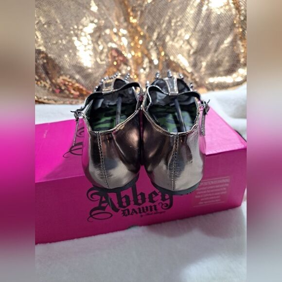 NIB Abbey Dawn Pewter Tough Crowd Flats - Picture 4 of 8